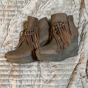 Fringe Suede Platform Ankle Boots - Brown
